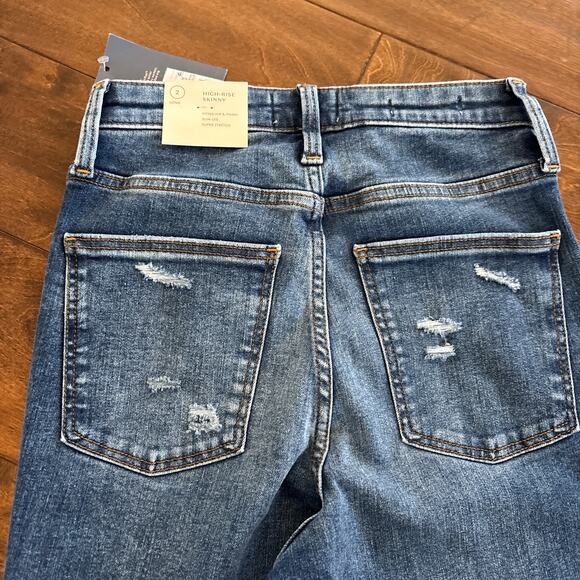 NWT Universal Thread High Rise Skinny Slim Leg Ripped Jeans Stretch Women 0 R - Picture 3 of 8